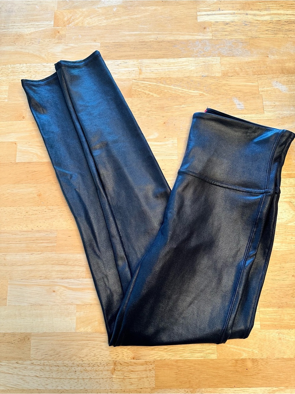 Spanx faux leather leggings medium